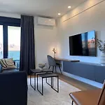 K Luxury Few Min Walk From The Ζαντάρ