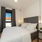 K Luxury Few Min Walk From The Appartamento