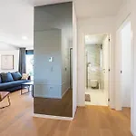 K Luxury Few Min Walk From The