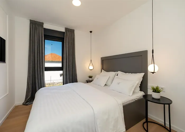 K Luxury Few Min Walk From The Appartement